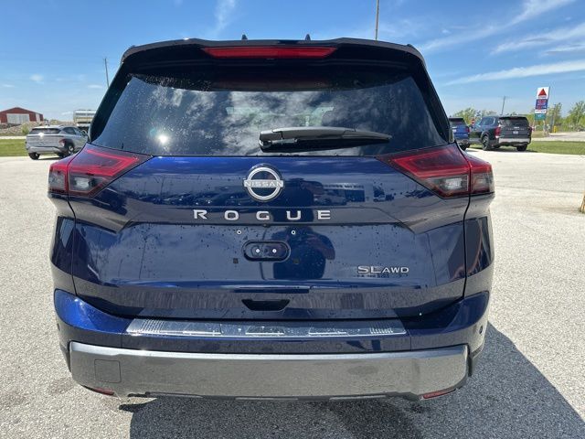2025 Nissan Rogue SL Random Lake WI