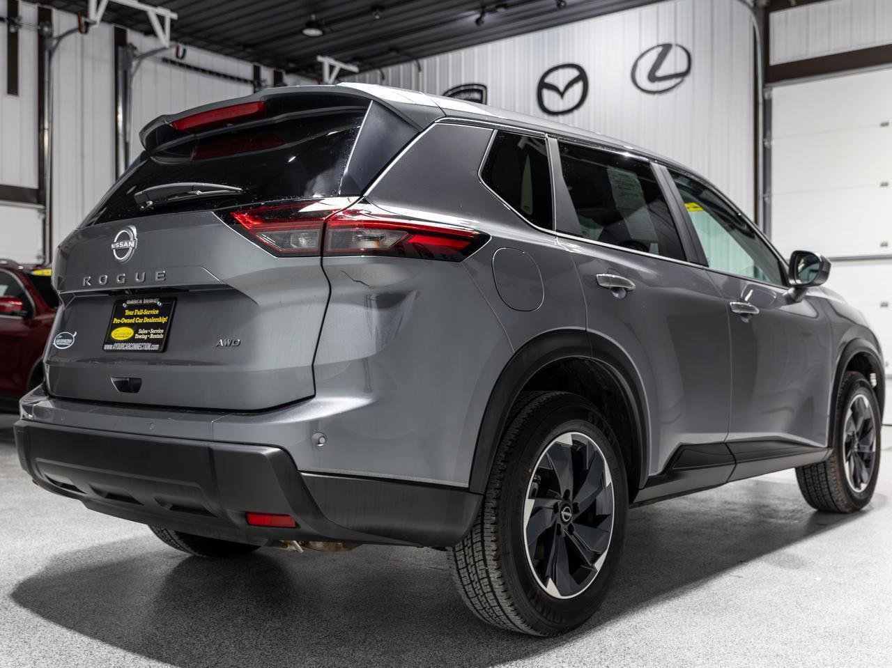 2025 Nissan Rogue SV AWD Cranberry PA