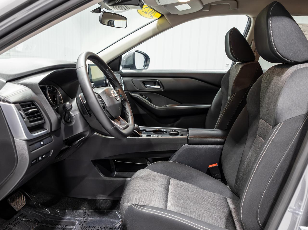 2025 Nissan Rogue SV AWD Cranberry PA