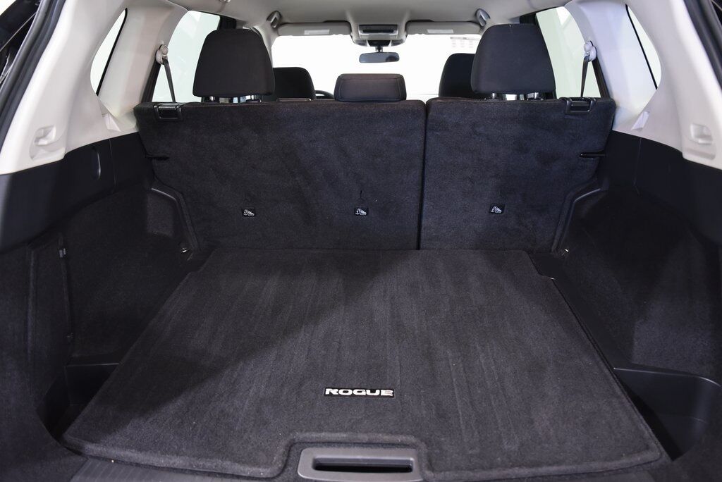 2025 Nissan Rogue SV Akron OH