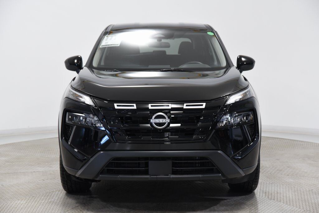 2025 Nissan Rogue SV Akron OH