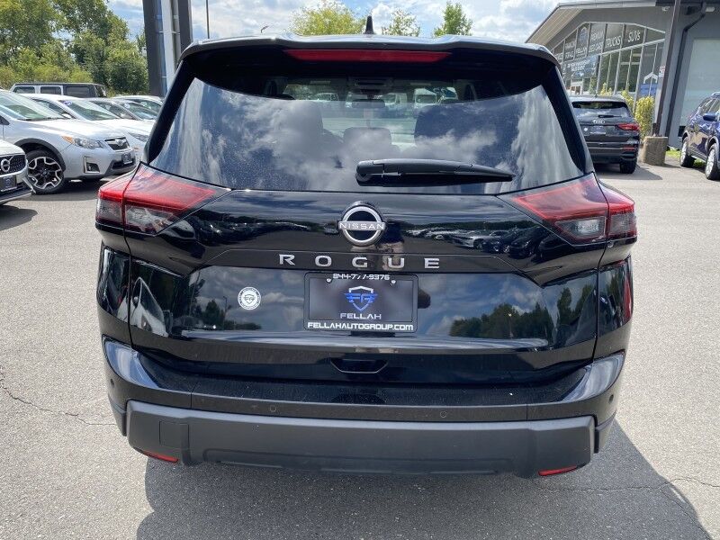 2025 Nissan Rogue SV Bristol  PA