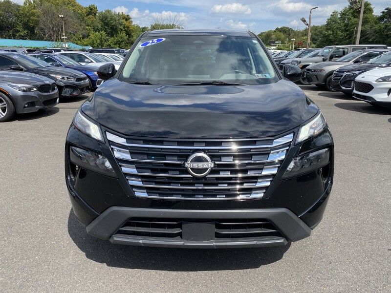 2025 Nissan Rogue SV Bristol  PA