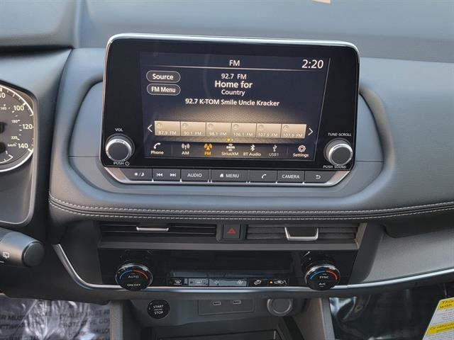 2025 Nissan Rogue SV FWD Seaside CA