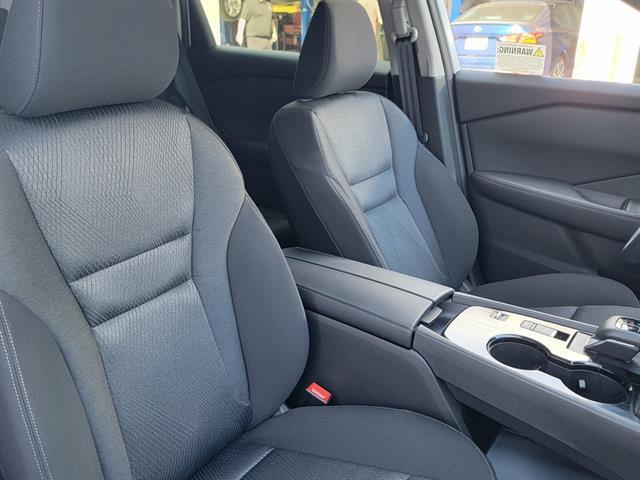 2025 Nissan Rogue SV FWD Seaside CA