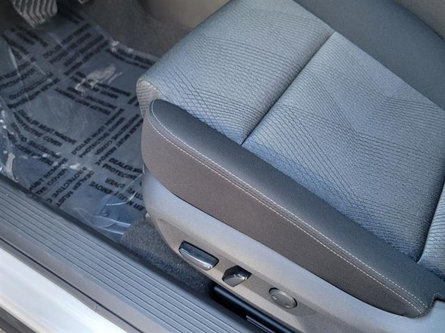 2025 Nissan Rogue SV FWD Seaside CA