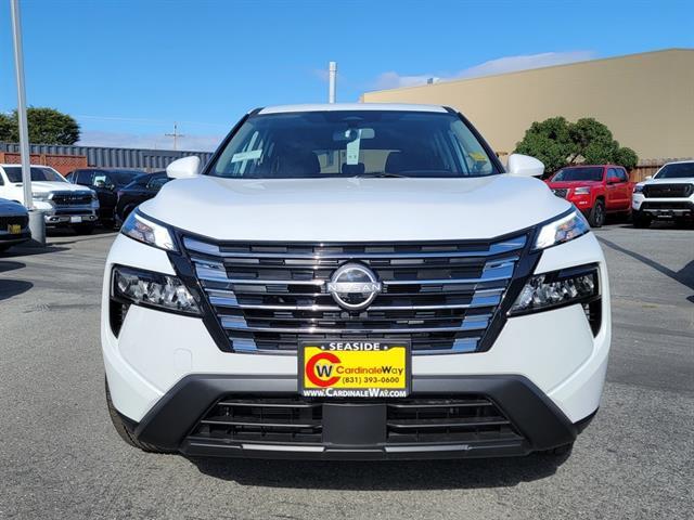 2025 Nissan Rogue SV FWD Seaside CA
