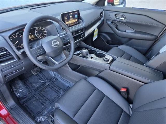 2025 Nissan Rogue SV FWD Seaside CA