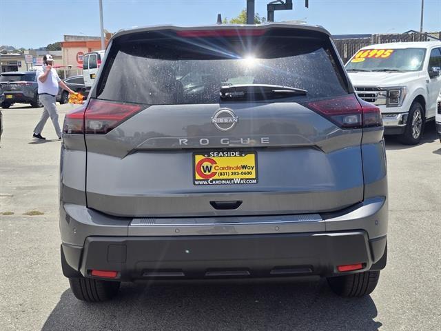 2025 Nissan Rogue SV FWD Seaside CA