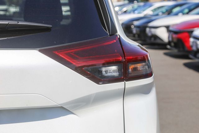 2025 Nissan Rogue SV Glendale CA