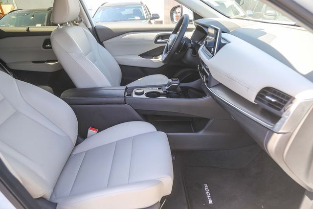 2025 Nissan Rogue SV Glendale CA