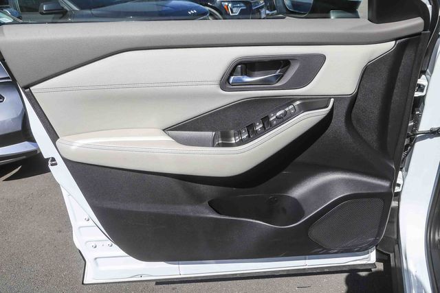 2025 Nissan Rogue SV Glendale CA