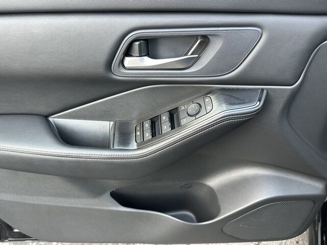 2025 Nissan Rogue SV Glendale Heights IL