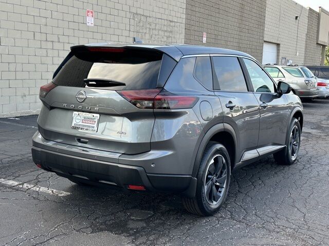 2025 Nissan Rogue SV Glendale Heights IL