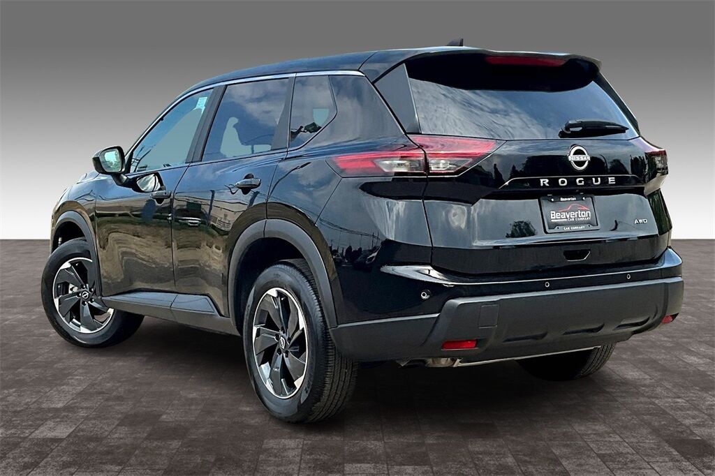 2025 Nissan Rogue SV photo 8
