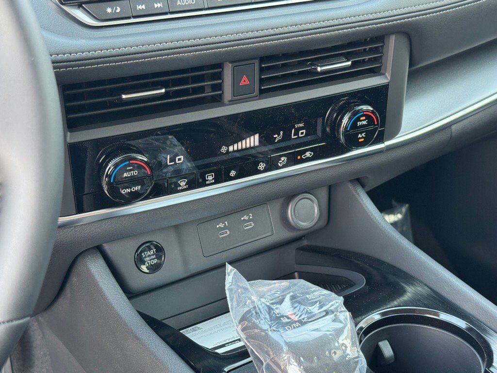 2025 Nissan Rogue SV Johnson City TN