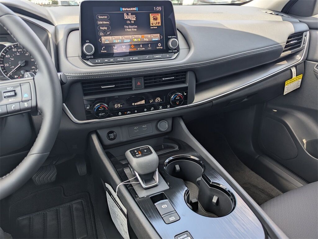 2025 Nissan Rogue SV Kennesaw GA