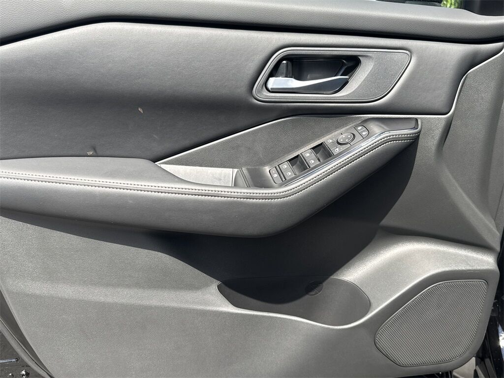 2025 Nissan Rogue SV Kennesaw GA