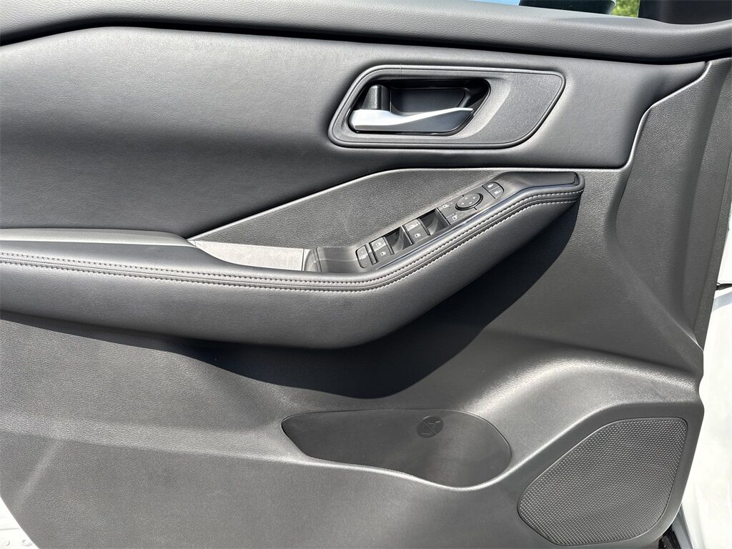 2025 Nissan Rogue SV Kennesaw GA