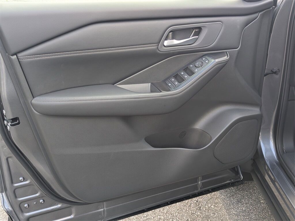 2025 Nissan Rogue SV Kennesaw GA