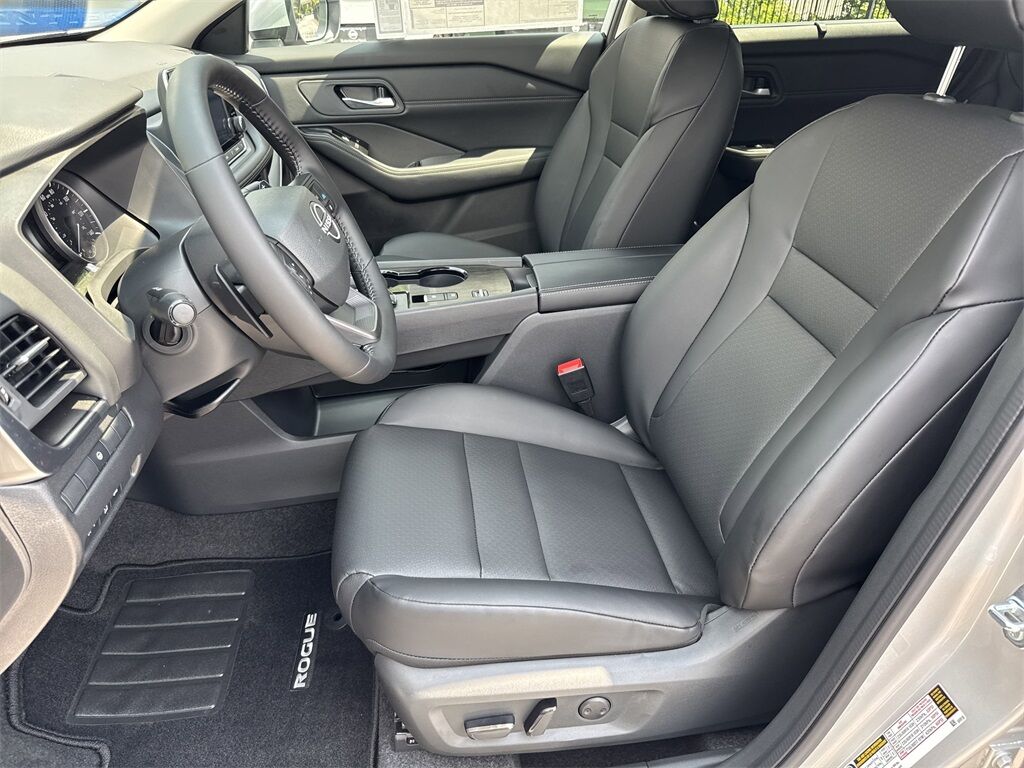 2025 Nissan Rogue SV Kennesaw GA