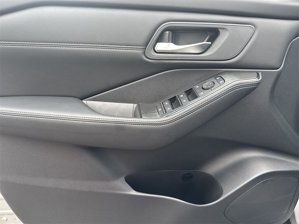 2025 Nissan Rogue SV Kennesaw GA