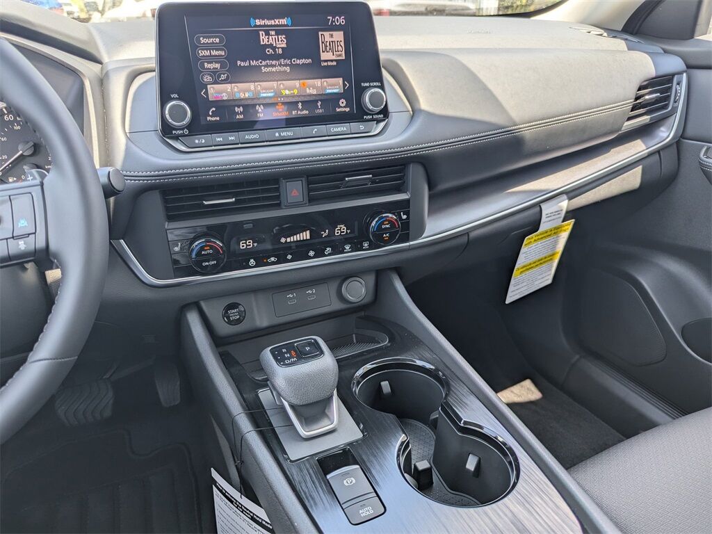 2025 Nissan Rogue SV Kennesaw GA