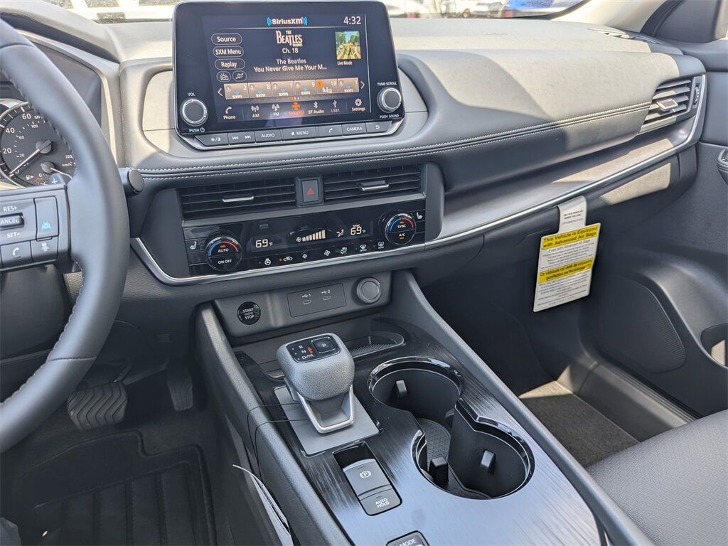 2025 Nissan Rogue SV Kennesaw GA