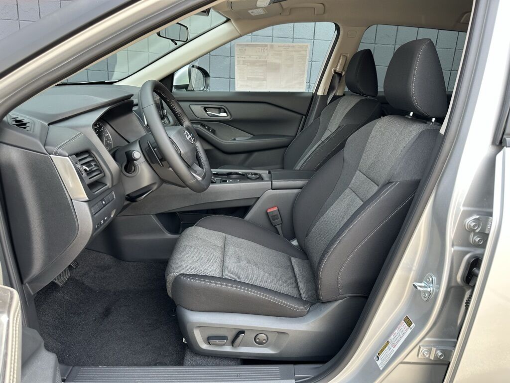2025 Nissan Rogue SV San Clemente CA