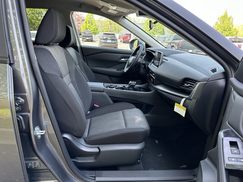 2025 Nissan Rogue SV San Clemente CA