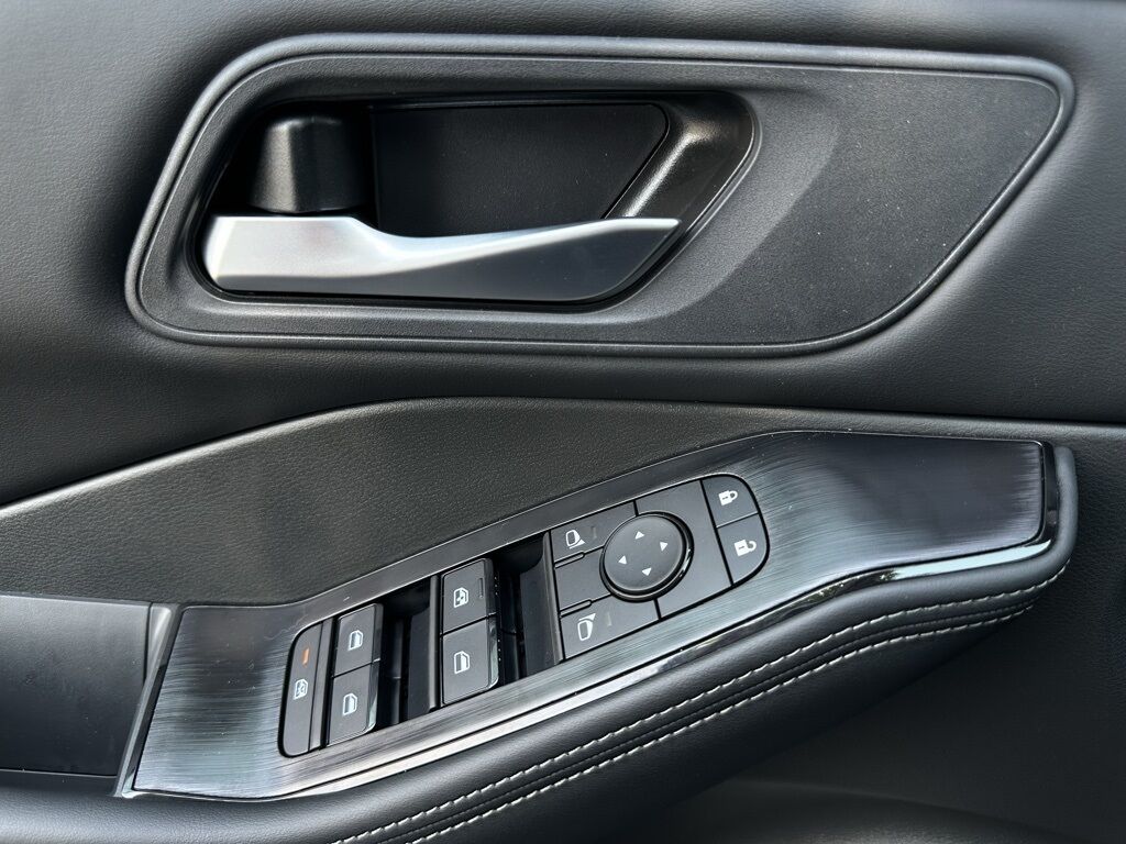 2025 Nissan Rogue SV San Clemente CA