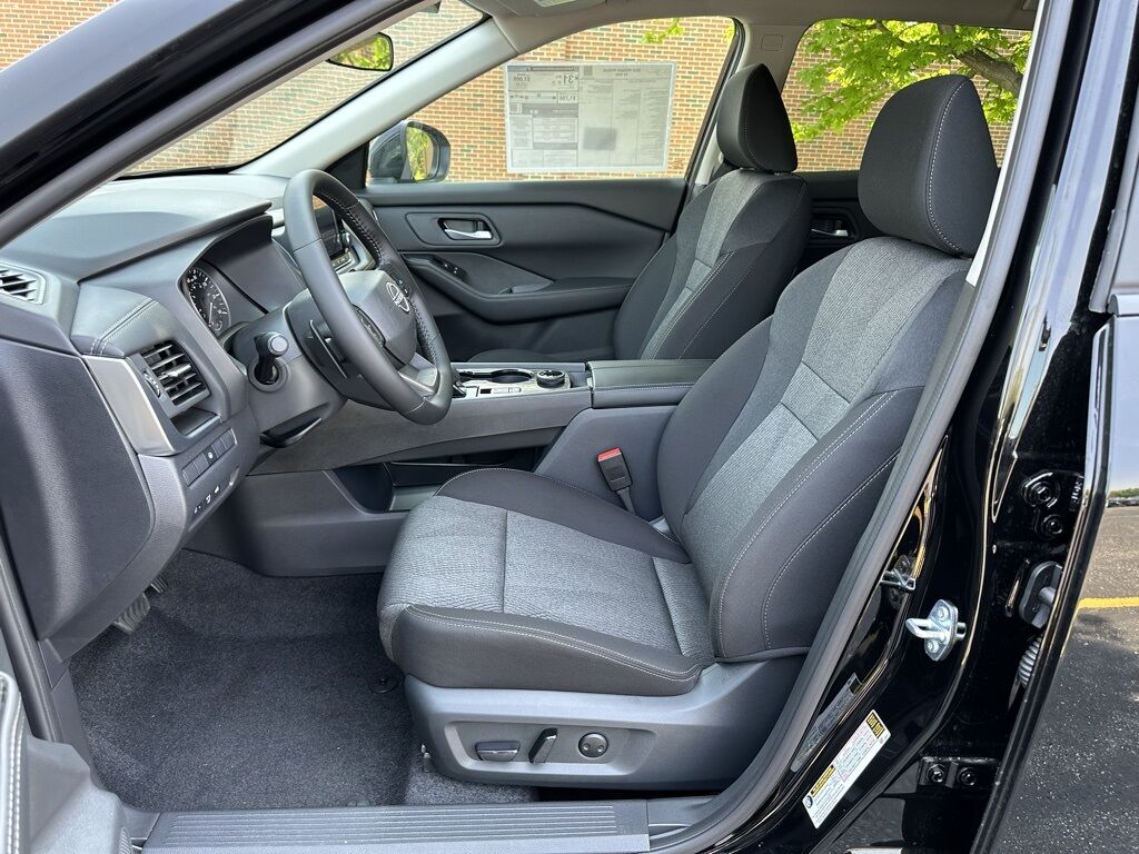 2025 Nissan Rogue SV San Clemente CA