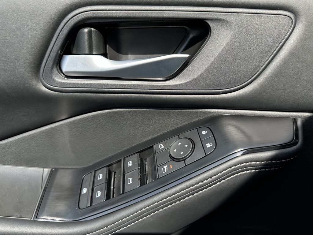 2025 Nissan Rogue SV San Clemente CA