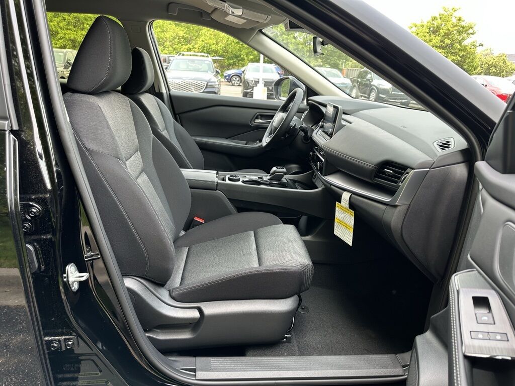 2025 Nissan Rogue SV San Clemente CA