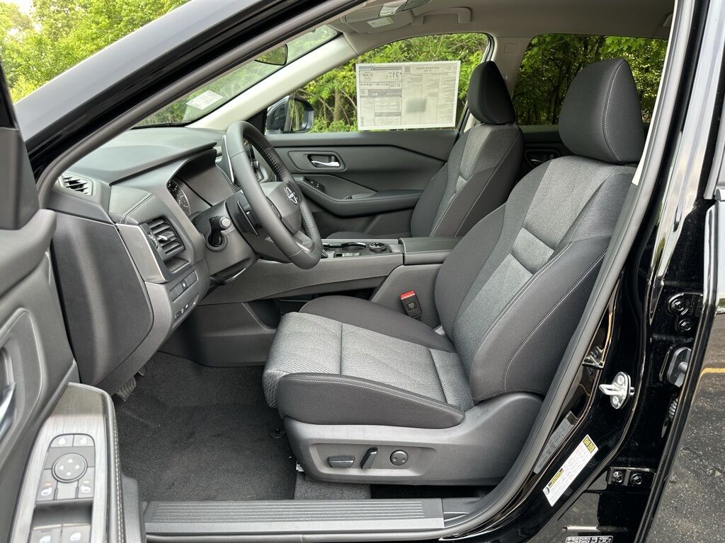 2025 Nissan Rogue SV San Clemente CA