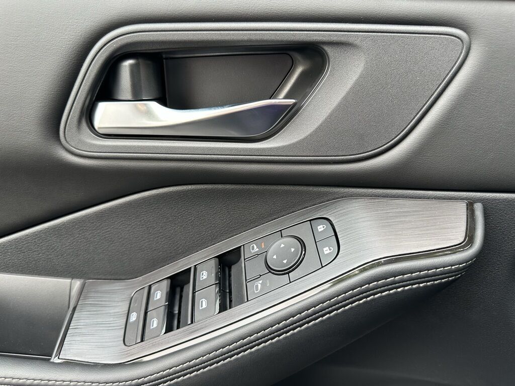 2025 Nissan Rogue SV San Clemente CA