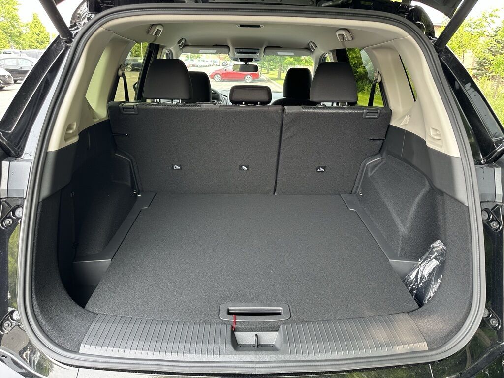 2025 Nissan Rogue SV San Clemente CA
