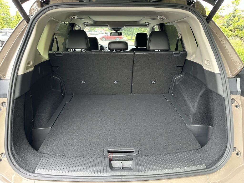 2025 Nissan Rogue SV San Clemente CA
