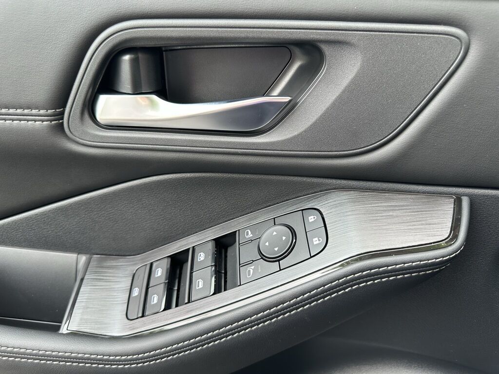 2025 Nissan Rogue SV San Clemente CA