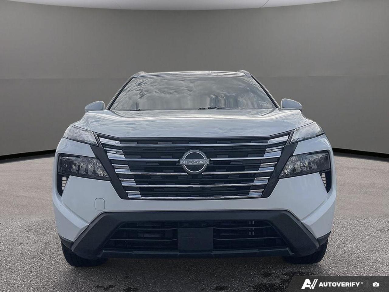 2025 Nissan Rogue SV Moonroof