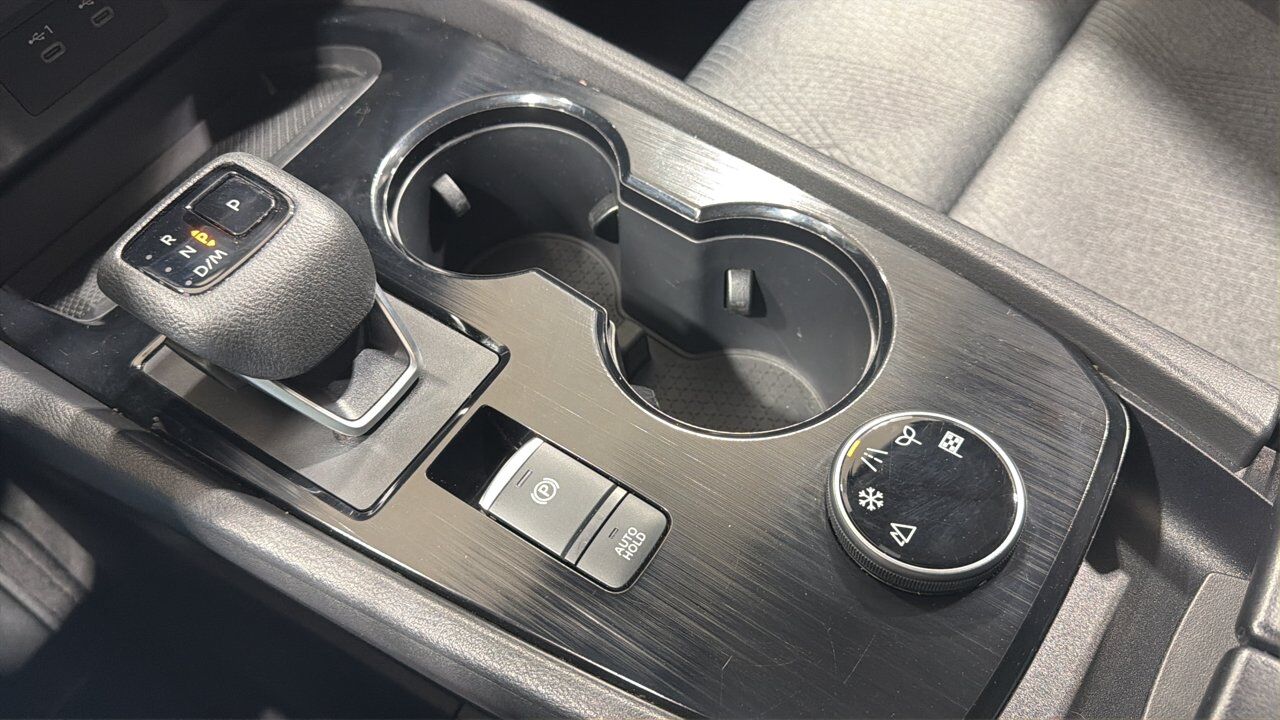 2025 Nissan Rogue SV Moonroof Sherwood Park AB
