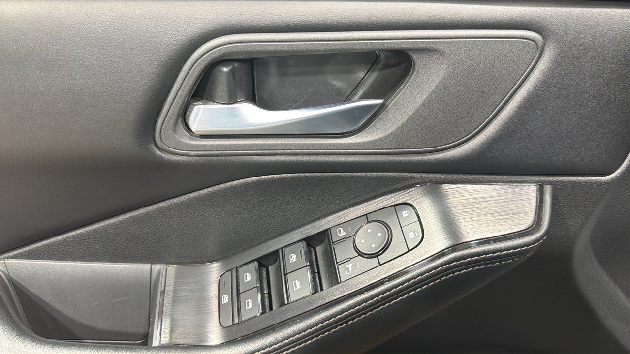 2025 Nissan Rogue SV Moonroof Sherwood Park AB