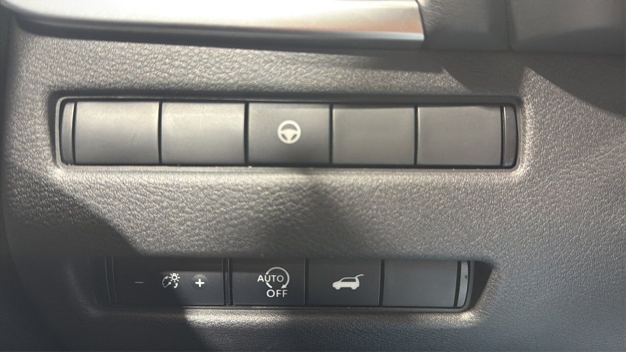 2025 Nissan Rogue SV Moonroof Sherwood Park AB
