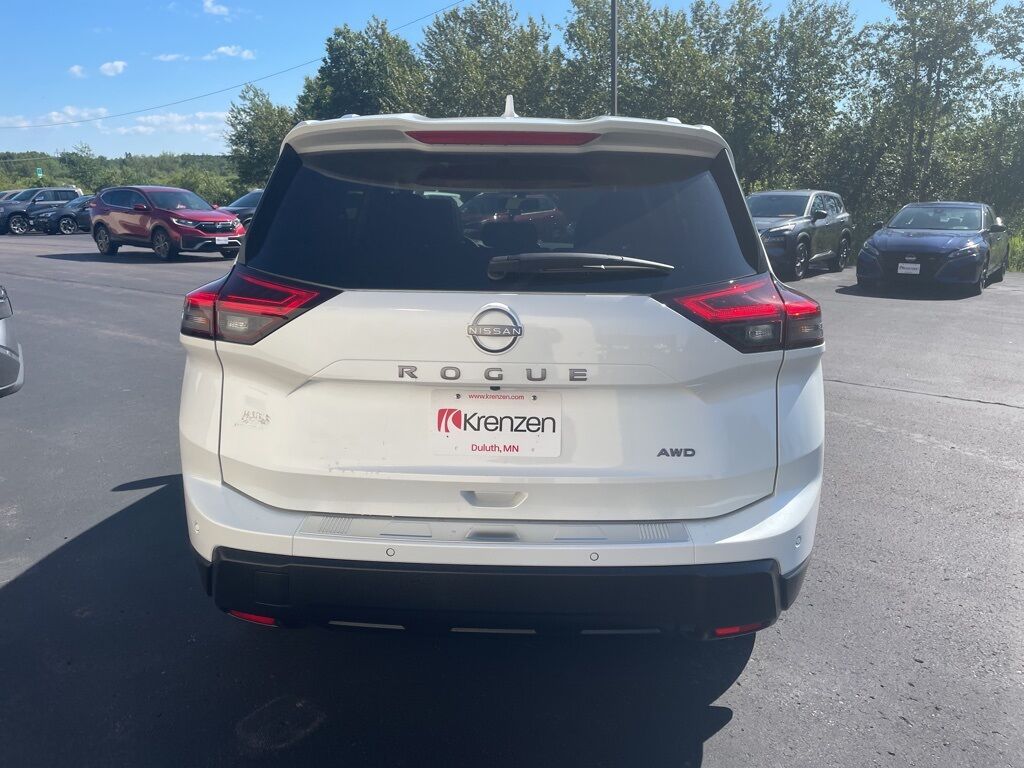 2025 Nissan Rogue SV PRM AWD Duluth MN