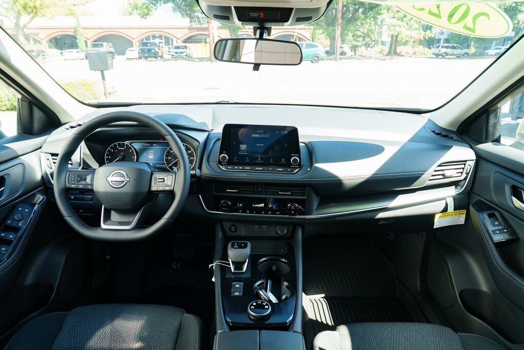 2025 Nissan Rogue SV Beaverton OR