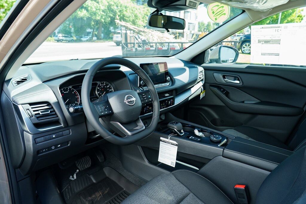 2025 Nissan Rogue SV Beaverton OR