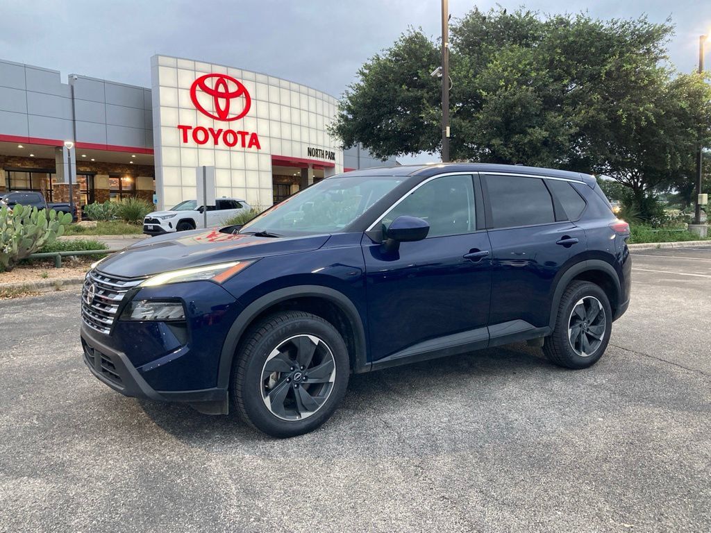 2025 Nissan Rogue SV