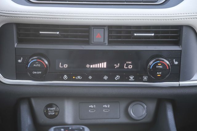 2025 Nissan Rogue SV Glendale CA