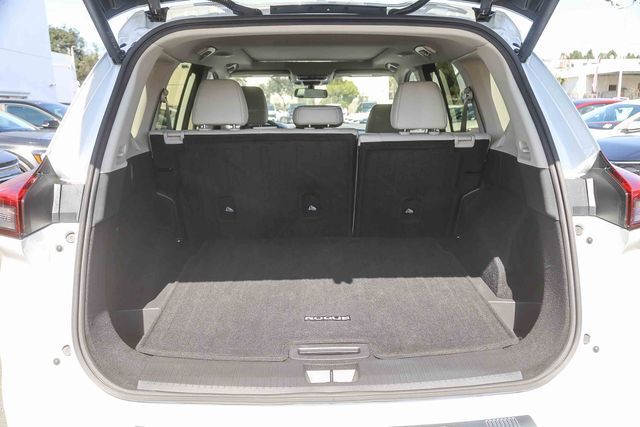 2025 Nissan Rogue SV Glendale CA