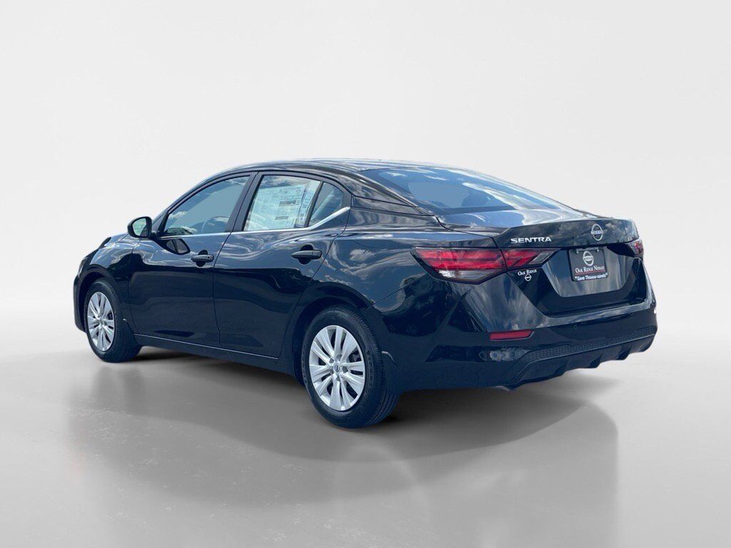 2025 Nissan Sentra S photo 5